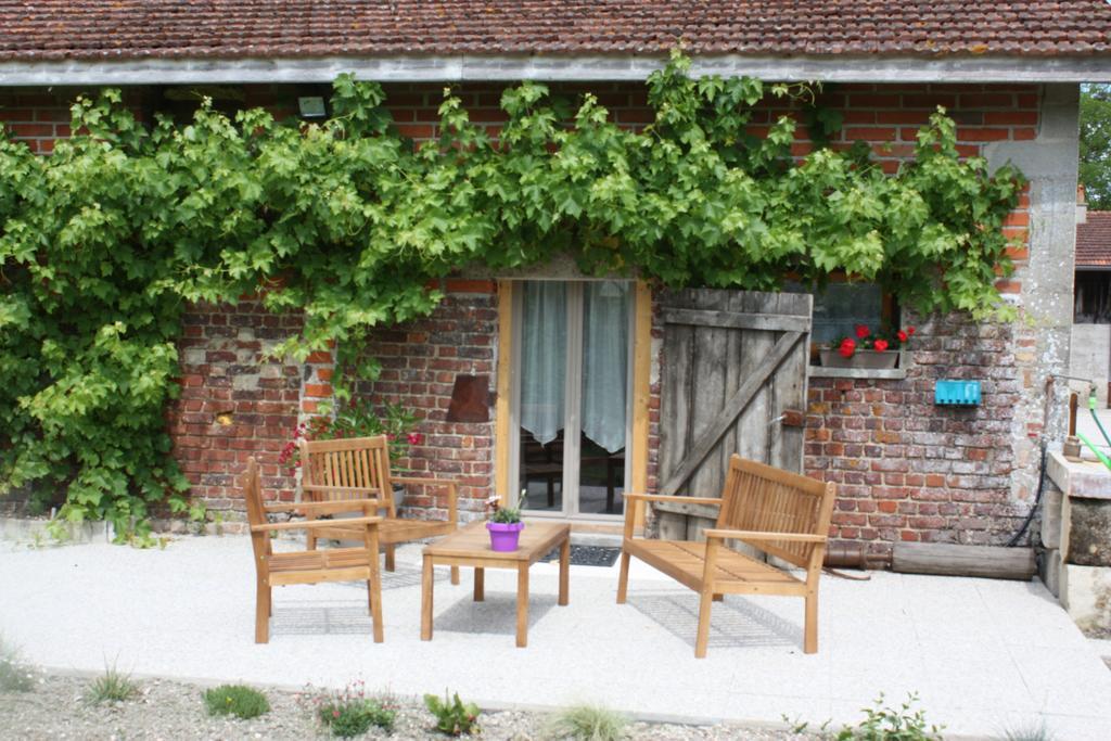 Drosnay Au Passage Des Grues Bed & Breakfast 部屋 写真