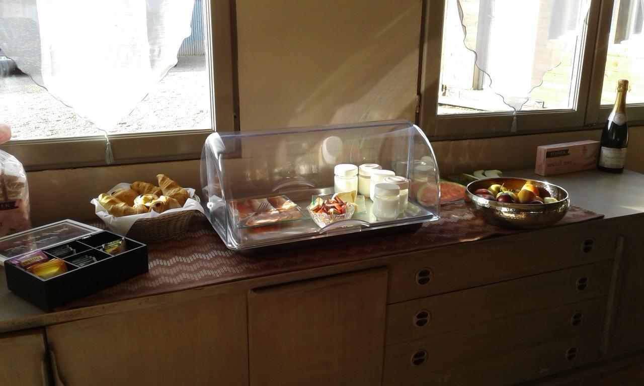 Drosnay Au Passage Des Grues Bed & Breakfast エクステリア 写真